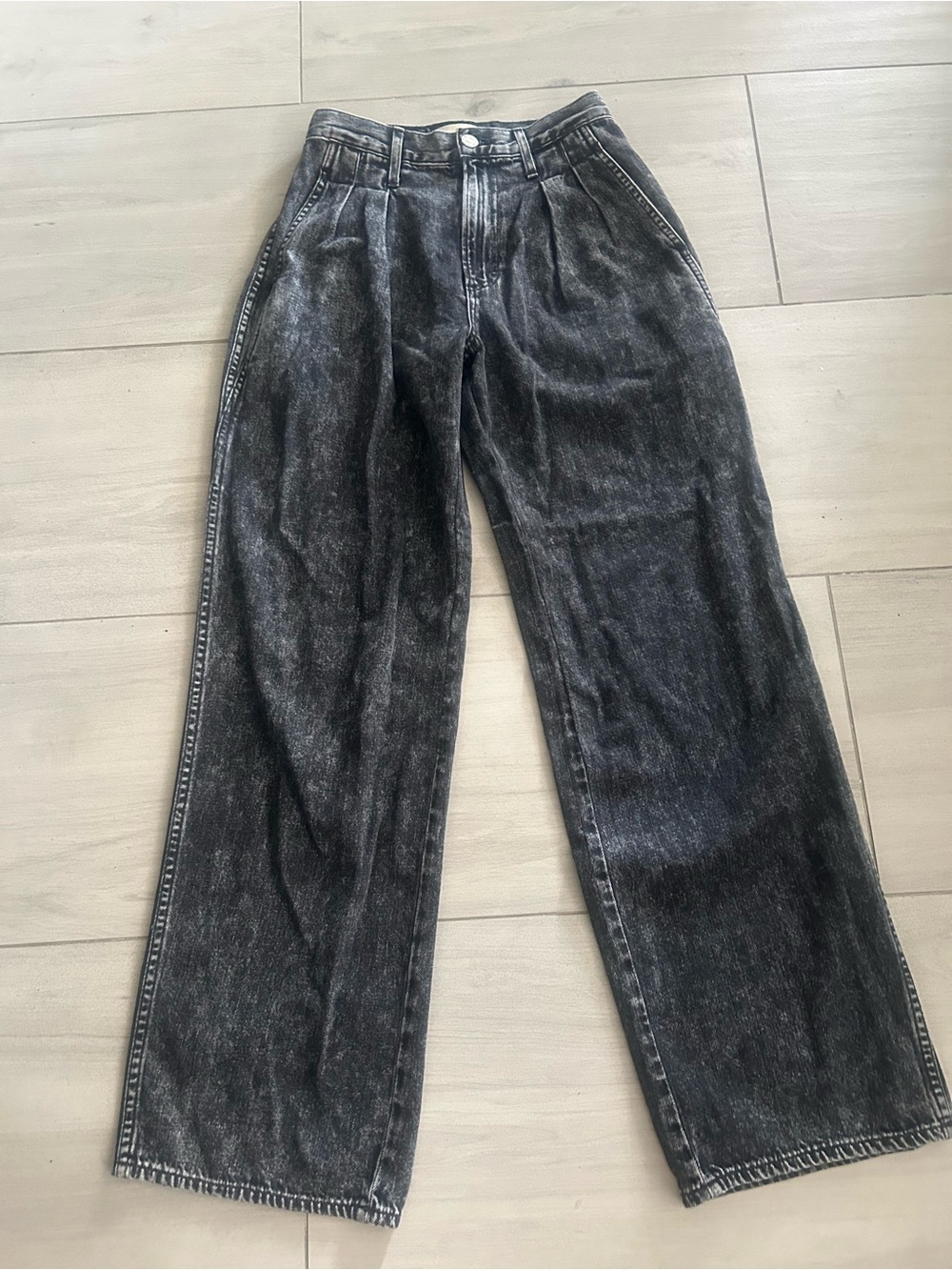 AMO Marcella Pleated Jeans Frosty Black High Rise Wide Leg size 27 - Picture 3 of 12